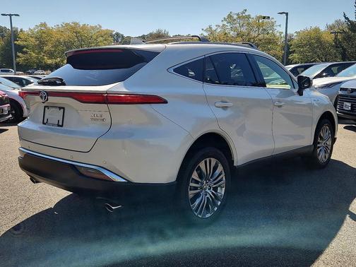 2021 Toyota Venza XLE