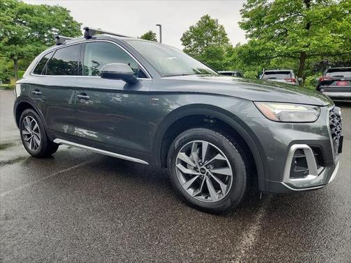 2022 Audi Q5 45 S line Premium