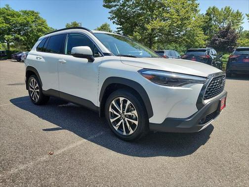 2022 Toyota Corolla Cross XLE