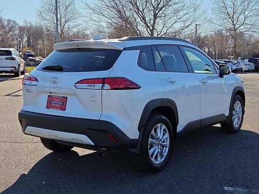 2022 Toyota Corolla Cross LE