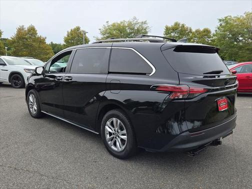 2022 Toyota Sienna XLE