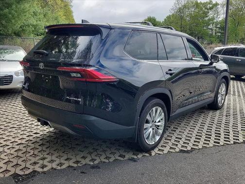 2024 Toyota Grand Highlander Platinum