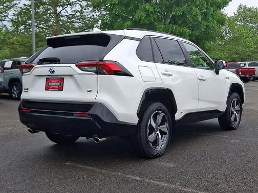 Ice Cap 2024 Toyota RAV4 Prime SE