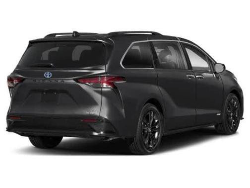 2024 Toyota Sienna XSE 7 Passenger