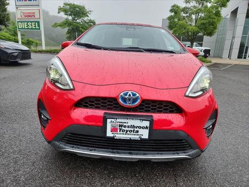 2018 Toyota Prius c Four