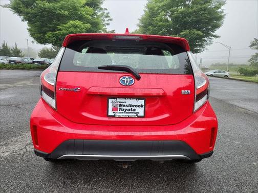 2018 Toyota Prius c Four