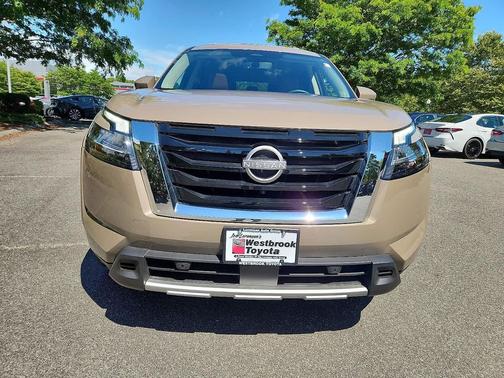 2024 Nissan Pathfinder Platinum 4WD