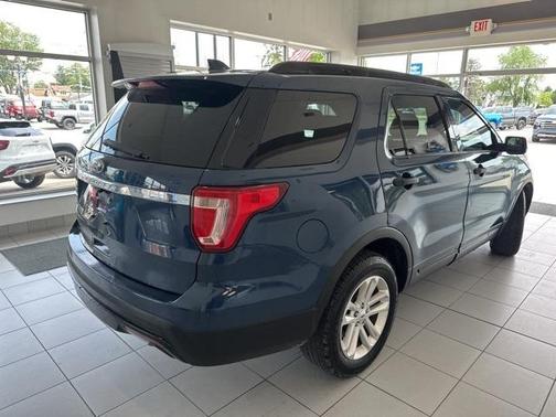 2016 Ford Explorer Base