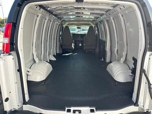 2025 Chevrolet Express 2500 Work Van