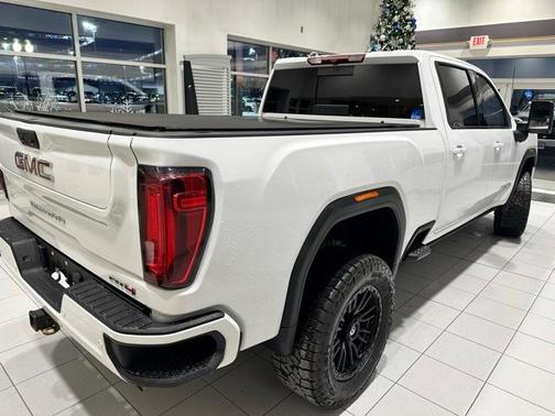2022 GMC Sierra 2500 AT4
