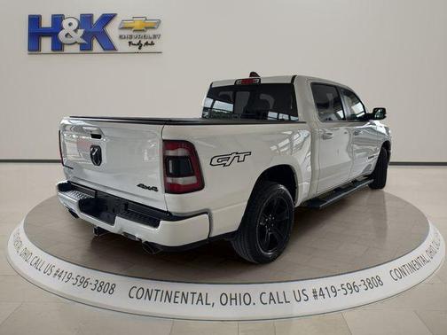 Bright White Clearcoat 2022 RAM 1500