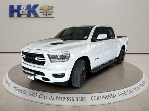 Bright White Clearcoat 2022 RAM 1500
