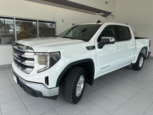 2024 GMC Sierra 1500 SLE