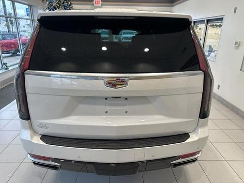 2023 Cadillac Escalade ESV Premium Luxury