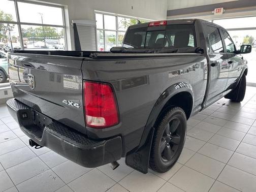 2018 RAM 1500 SLT