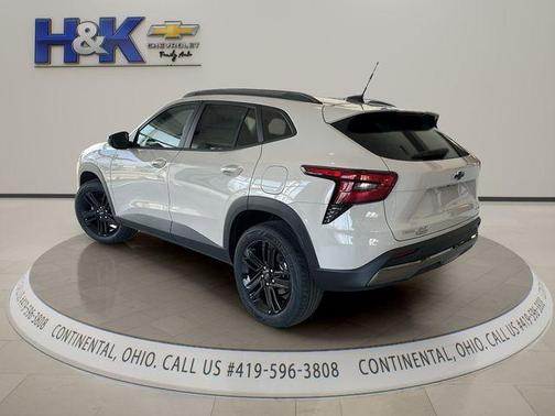 White Sand 2026 Chevrolet Trax ACTIV