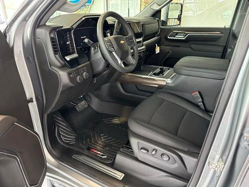 2026 Chevrolet Silverado 3500 LT