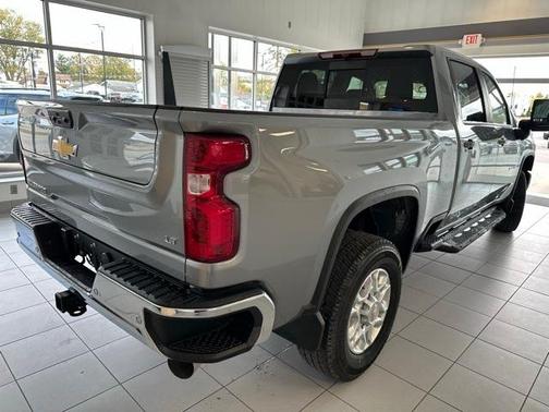 2026 Chevrolet Silverado 3500 LT