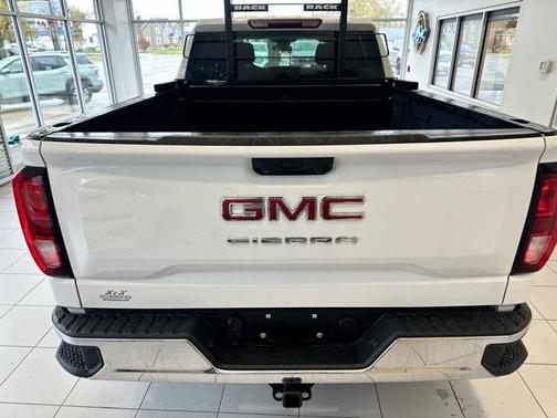 2023 GMC Sierra 1500 Pro