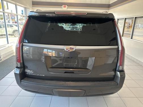 2020 Cadillac Escalade Premium Luxury