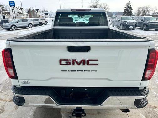 2023 GMC Sierra 2500 Pro