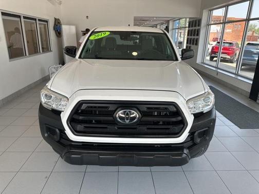 2019 Toyota Tacoma SR