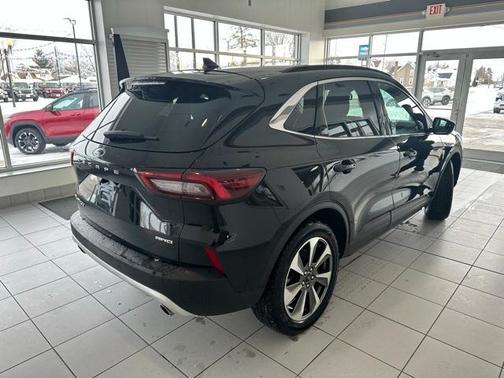 2024 Ford Escape Platinum