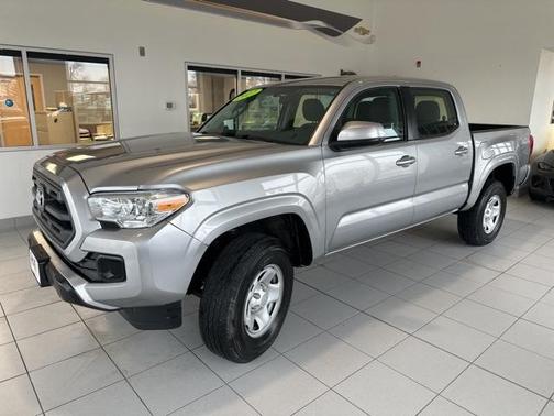 2017 Toyota Tacoma SR