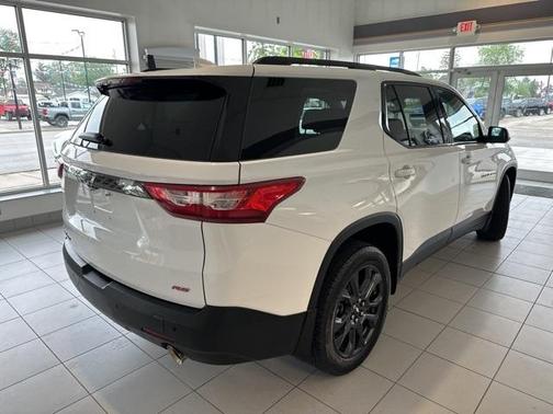 2021 Chevrolet Traverse RS