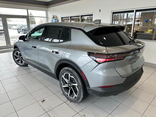 2026 Chevrolet Equinox EV LT 1