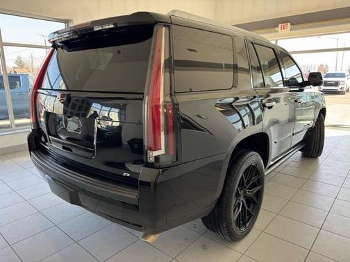 2019 Cadillac Escalade Platinum