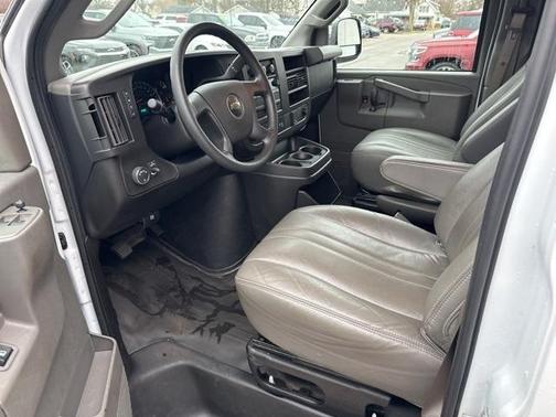 2024 Chevrolet Express 2500 Work Van