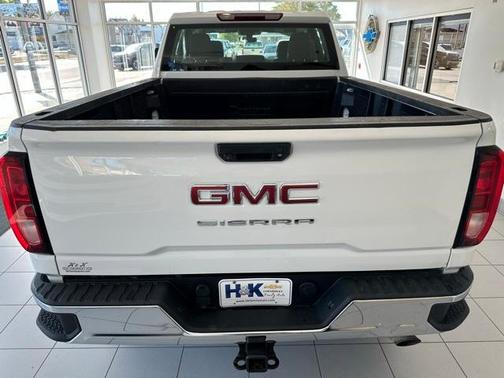 2023 GMC Sierra 2500 Pro