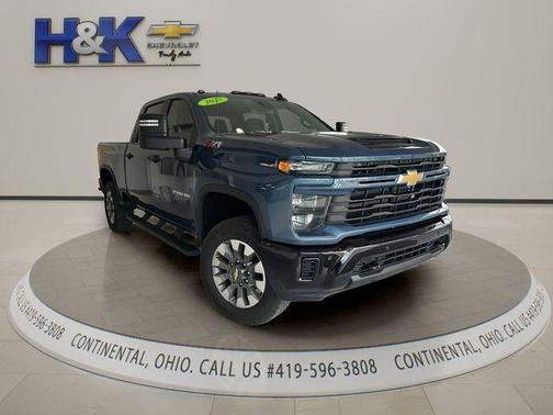 Lakeshore Blue Metallic 2025 Chevrolet Silverado 2500 Custom