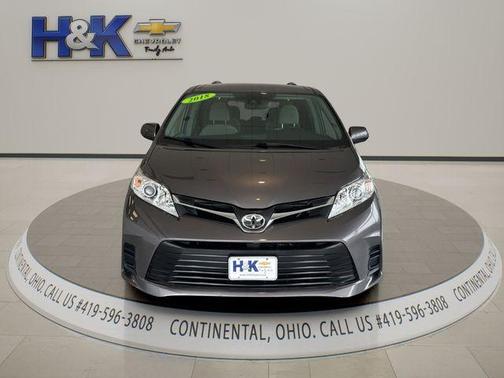Gray 2018 Toyota Sienna LE