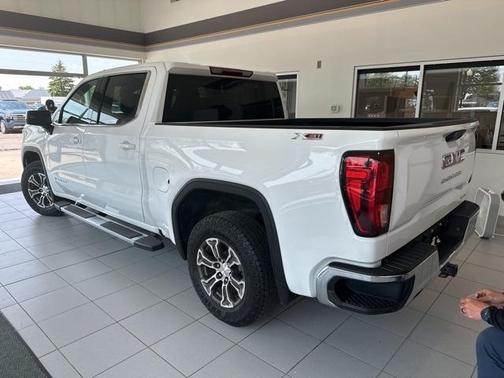 2024 GMC Sierra 1500 SLE