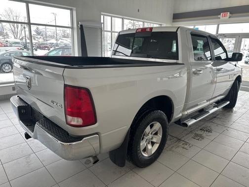 2017 RAM 1500 SLT