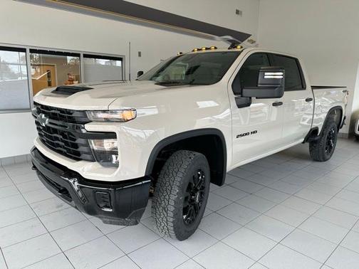 2026 Chevrolet Silverado 2500 Custom