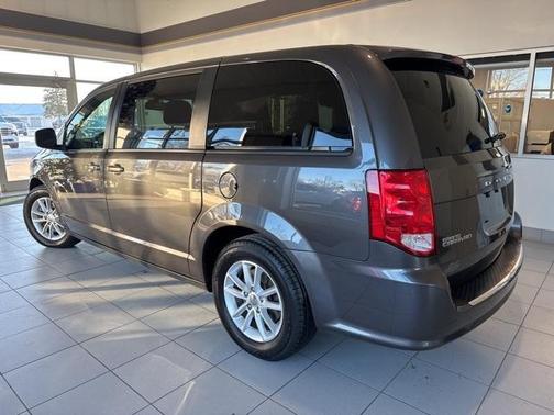 2020 Dodge Grand Caravan SE