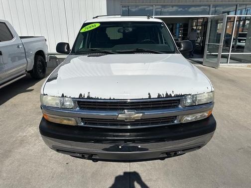 2006 Chevrolet Suburban LS