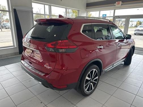 2017 Nissan Rogue SL