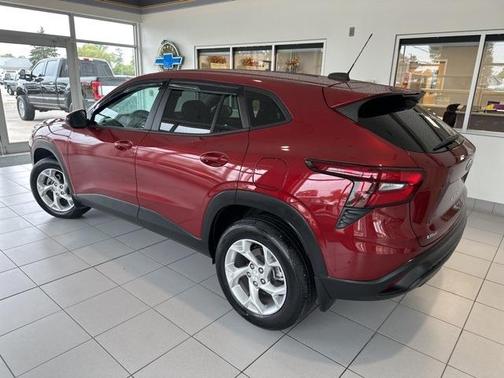2024 Chevrolet Trax LS