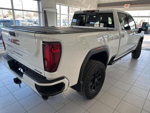 2023 GMC Sierra 2500 AT4