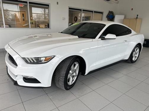 2017 Ford Mustang V6