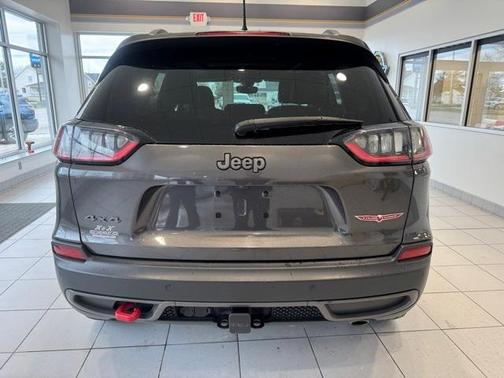 2019 Jeep Cherokee Trailhawk