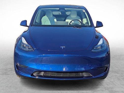 2025 Tesla Model Y Long Range Dual Motor All-Wheel Drive