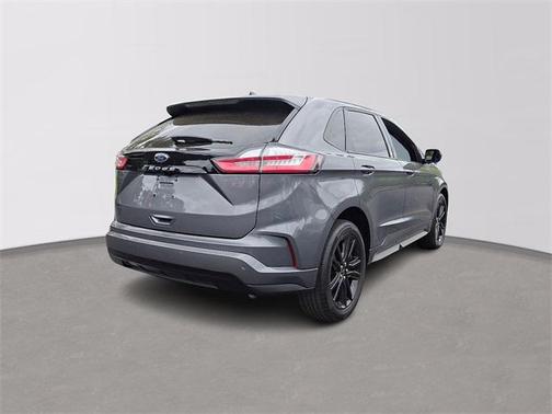 2022 Ford Edge ST Line
