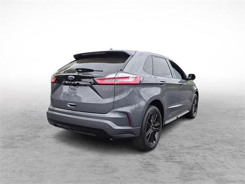2022 Ford Edge ST Line