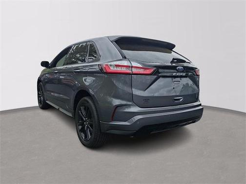 2022 Ford Edge ST Line