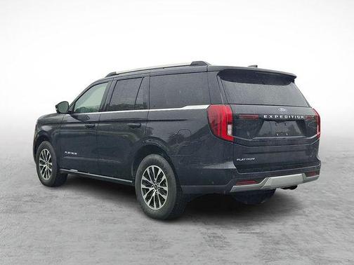 Agate Black Metallic 2025 Ford Expedition Platinum